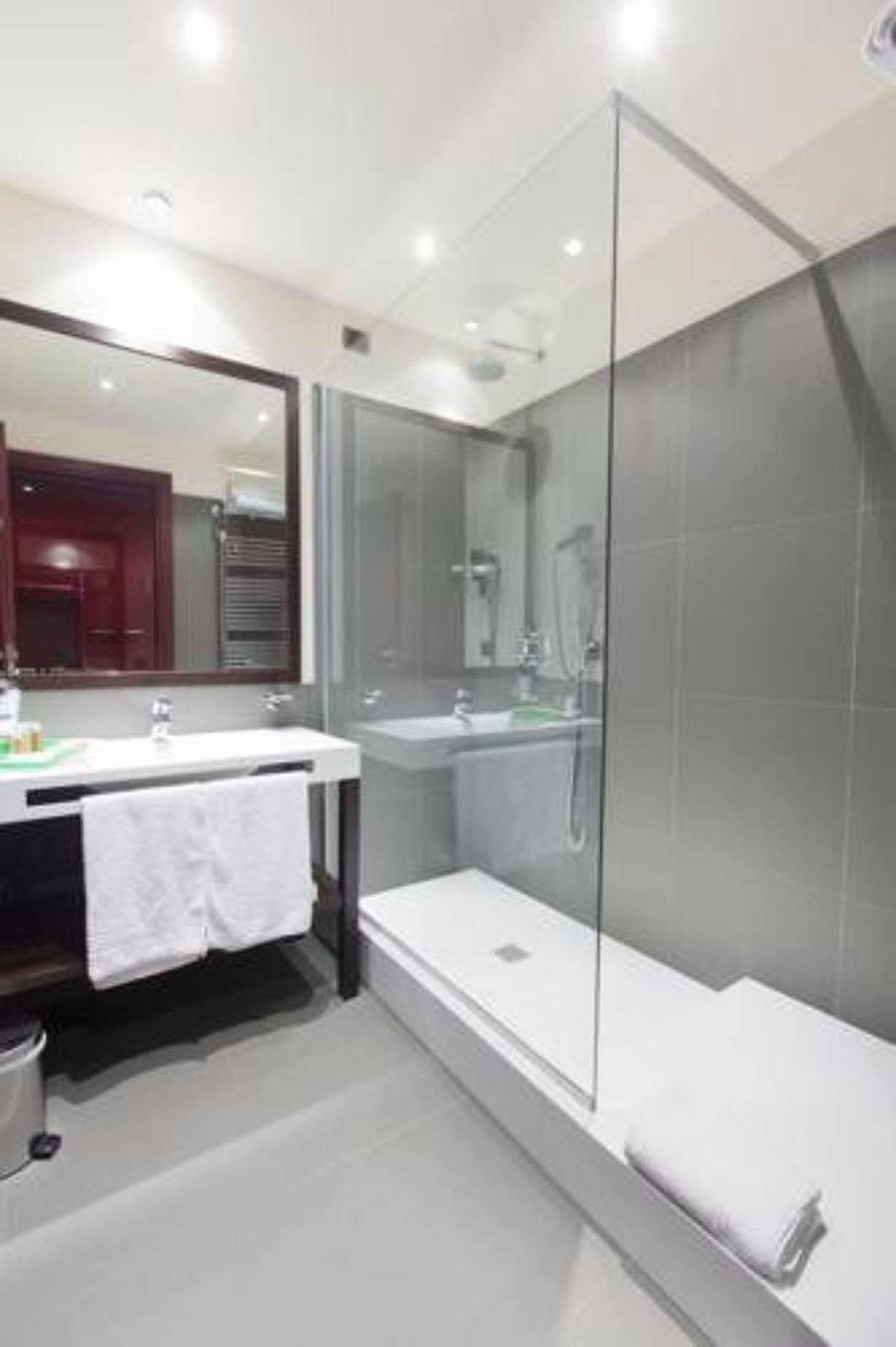 Grand Mattei Hotel